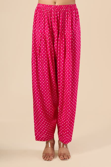 Sheetal Batra Fuchsia Embroidery, Gota Patti V-neck Thread Kurta And Pant Set at Aza Fashions Sheetal Batra_Fuchsia Embroidery, Gota Patti V-neck Thread Kurta And Pant Set _at_Aza_Fashions