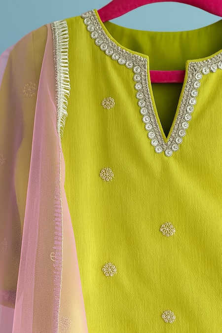 Tiny Pants_Green Chinon, Net Embroidery, Lace Thread Kurta Sharara Set _Online_at_Aza_Fashions