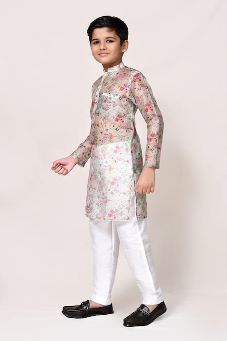 Petite Pomme_Off White Cotton Satin, Shantoon Floral Print Kurta And Pant Set _Online_at_Aza_Fashions
