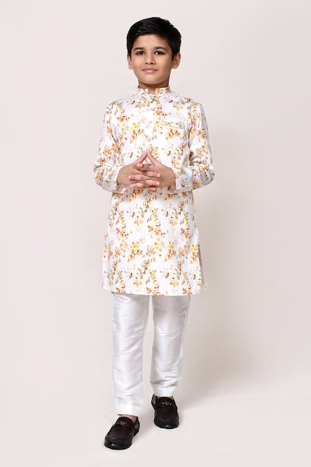 Petite Pomme_White Cotton Floral Print Kurta And Pant Set _at_Aza_Fashions