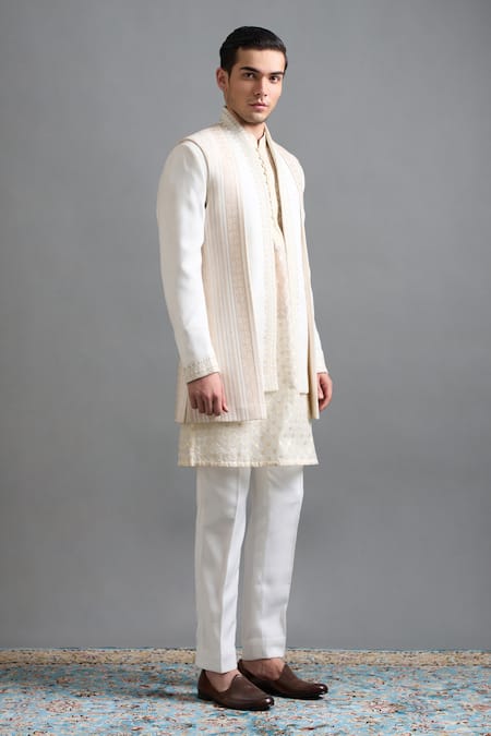 Gargee Designers Ivory Embroidery Anant Jacket And Kurta Set Online at Aza Fashions Gargee Designers_Ivory Embroidery Anant Jacket And Kurta Set _Online_at_Aza_Fashions