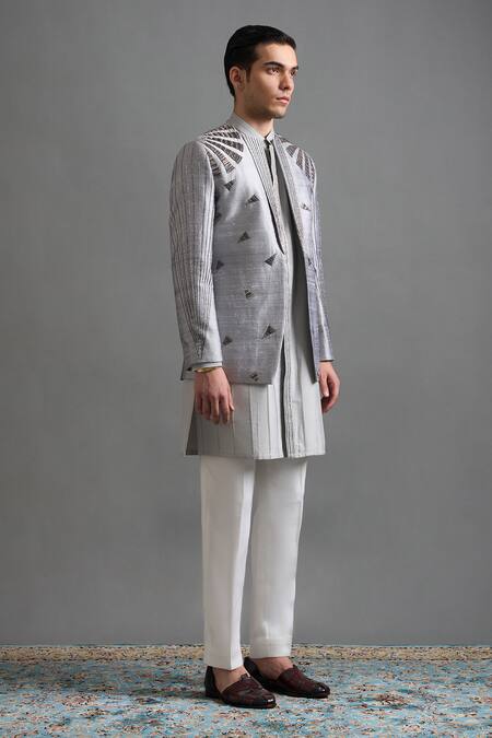 Gargee Designers Gray Silk Beads, Stones, Embroidery Nakshatra Jacket And Kurta Set at Aza Fashions Gargee Designers_Gray Silk Beads, Stones, Embroidery Nakshatra Jacket And Kurta Set _at_Aza_Fashions