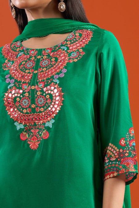 Samyukta Singhania Green Crepe, Silk, Shantoon, Chiffon Embroidery, Printed And Kurta Sharara Set at Aza Fashions Samyukta Singhania_Green Crepe, Silk, Shantoon, Chiffon Embroidery, Printed And Kurta Sharara Set _at_Aza_Fashions