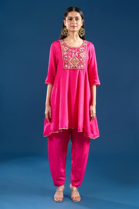 Buy Samyukta Singhania Fuchsia Silk, Shantoon, Chiffon Embroidery, Beads, Lace Thread Anarkali Set Online at Aza Fashions Buy_Samyukta Singhania_Fuchsia Silk, Shantoon, Chiffon Embroidery, Beads, Lace Thread Anarkali Set _Online_at_Aza_Fashions