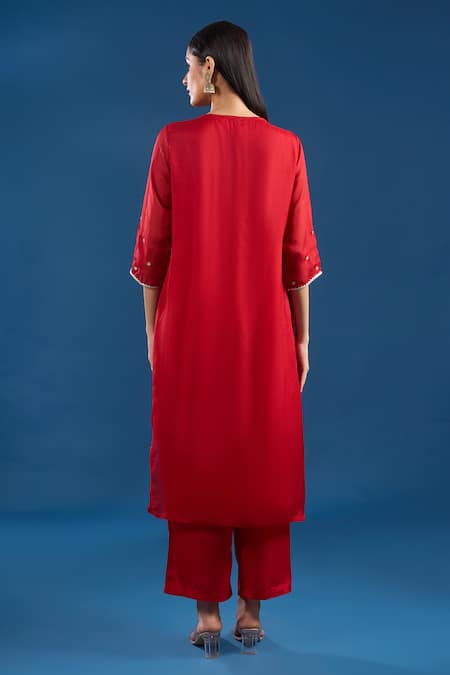 Samyukta Singhania Organza Silk Hand Embroidered Kurta Set