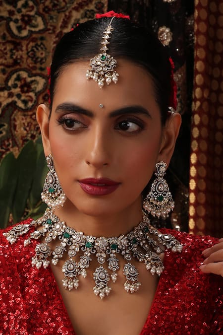 Shop_Swabhimann_Green Pearls, Gemstones, Floral Motif Necklace Set _Online_at_Aza_Fashions