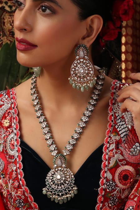 Shop_Swabhimann_Green Gemstones, Pearls, Beads Kundan And Stone Necklace Set _Online_at_Aza_Fashions