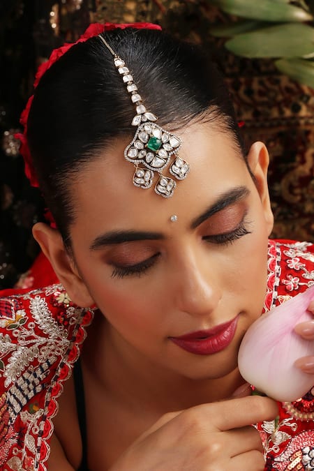 Swabhimann Kundan & Gemstone Embellished Maangtikka 