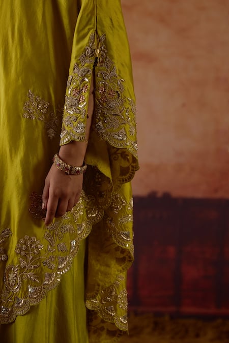 Buy Vinita Bhansali Green Silk V-, Round Maryam Embroidered Cape Sharara Set Buy_Vinita Bhansali_Green Silk V-, Round Maryam Embroidered Cape Sharara Set