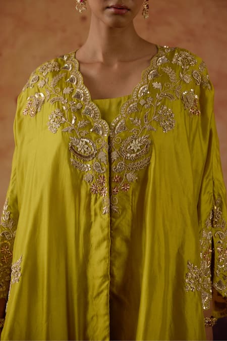 Shop Vinita Bhansali Green Silk V-, Round Maryam Embroidered Cape Sharara Set Shop_Vinita Bhansali_Green Silk V-, Round Maryam Embroidered Cape Sharara Set