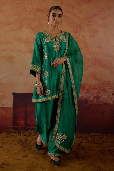Vinita Bhansali Green , Organza Embroidery, Zari, Sequins Split V-neck Vanhi Kurta Set 