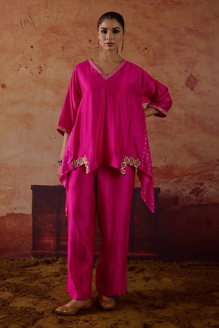 Vinita Bhansali Pink Silk Embroidery V-neck Priyam Top With Pant 