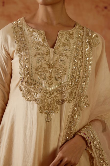 Buy Vinita Bhansali Ivory , Organza Embroidery, Sequins, Pearls, Metallic Aafsa Kurta Set Online at Aza Fashions Buy_Vinita Bhansali_Ivory , Organza Embroidery, Sequins, Pearls, Metallic Aafsa Kurta Set _Online_at_Aza_Fashions