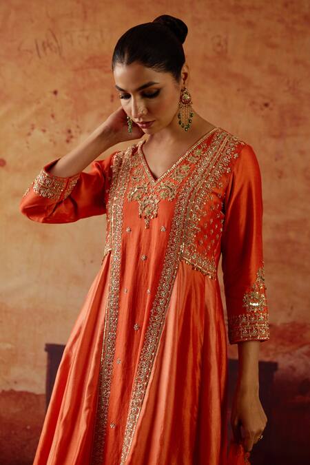 Shop Vinita Bhansali Orange , Organza Embroidery, Sequins, Zari V-neck Rasika Anarkali Set Online at Aza Fashions Shop_Vinita Bhansali_Orange , Organza Embroidery, Sequins, Zari V-neck Rasika Anarkali Set _Online_at_Aza_Fashions