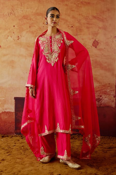 Vinita Bhansali Red , Organza Embroidery, Metallic Thread, Sequins, Noor Kurta Set