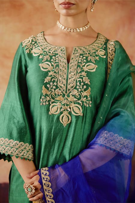 Buy Vinita Bhansali Green , Organza Embroidery, Sequins, Gota Patti Pankhuri Kurta Set Buy_Vinita Bhansali_Green , Organza Embroidery, Sequins, Gota Patti Pankhuri Kurta Set