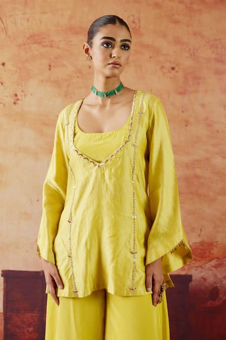 Buy Vinita Bhansali Green Silk, Crepe Embroidery, Sequins Plunge Neck, Arisa Kurta Gharara Set Online at Aza Fashions Buy_Vinita Bhansali_Green Silk, Crepe Embroidery, Sequins Plunge Neck, Arisa Kurta Gharara Set _Online_at_Aza_Fashions