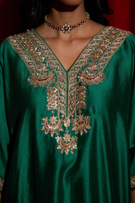 Vinita Bhansali Green Silk Beads, Sequins, Zari Haryali Banni Embroidered Kaftan And Pant Set at Aza Fashions Vinita Bhansali_Green Silk Beads, Sequins, Zari Haryali Banni Embroidered Kaftan And Pant Set _at_Aza_Fashions