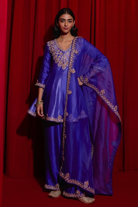 Buy Vinita Bhansali Purple , Organza Embroidery, Sequins, Gota Patti, Aavya Anarkali Set Online at Aza Fashions Buy_Vinita Bhansali_Purple , Organza Embroidery, Sequins, Gota Patti, Aavya Anarkali Set _Online_at_Aza_Fashions