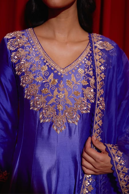 Buy Vinita Bhansali Purple , Organza Embroidery, Sequins, Gota Patti, Aavya Anarkali Set Buy_Vinita Bhansali_Purple , Organza Embroidery, Sequins, Gota Patti, Aavya Anarkali Set