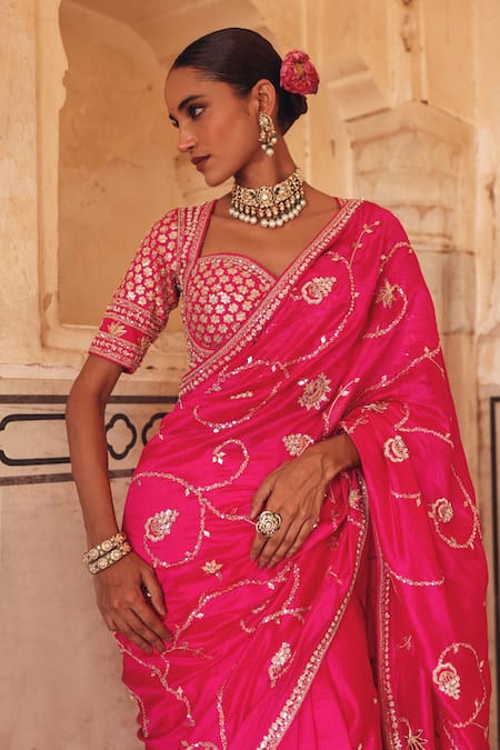 Vinita Bhansali Pink Silk Embroidery, Sequins, Zari Sweetheart Neck Falguni Saree With Blouse at Aza Fashions Vinita Bhansali_Pink Silk Embroidery, Sequins, Zari Sweetheart Neck Falguni Saree With Blouse _at_Aza_Fashions