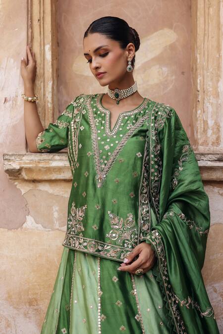 Buy Vinita Bhansali Green Silk Embroidery, Sequins, Mirrors, Metallic Damini Hand Kurta Lehenga Set Online at Aza Fashions Buy_Vinita Bhansali_Green Silk Embroidery, Sequins, Mirrors, Metallic Damini Hand Kurta Lehenga Set _Online_at_Aza_Fashions