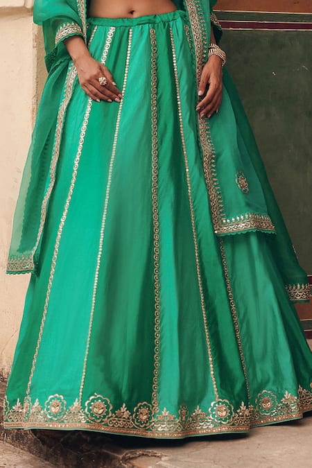 Shop Vinita Bhansali Emerald Green , Organza Sequins, Zari, Hiral Hand Lehenga Set Online at Aza Fashions Shop_Vinita Bhansali_Emerald Green , Organza Sequins, Zari, Hiral Hand Lehenga Set _Online_at_Aza_Fashions