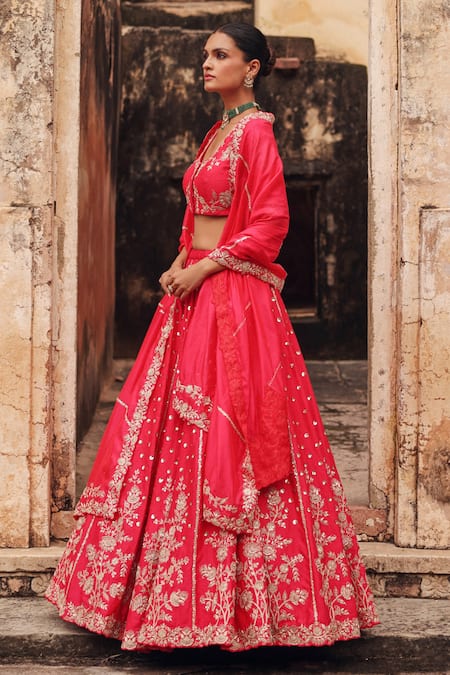 Vinita Bhansali Red Silk Embroidery, Sequins, Zari Round Neck Adhira Hand Lehenga Set at Aza Fashions Vinita Bhansali_Red Silk Embroidery, Sequins, Zari Round Neck Adhira Hand Lehenga Set _at_Aza_Fashions