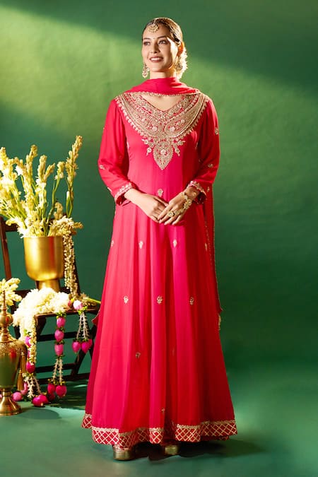 Samyukta Singhania Embroidered V-Neck Anarkali Set 