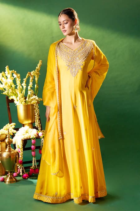 Shop Samyukta Singhania Yellow Georgette Embroidery, Sequins, Stones V-neck Embellished Anarkali Set Online at Aza Fashions Shop_Samyukta Singhania_Yellow Georgette Embroidery, Sequins, Stones V-neck Embellished Anarkali Set _Online_at_Aza_Fashions