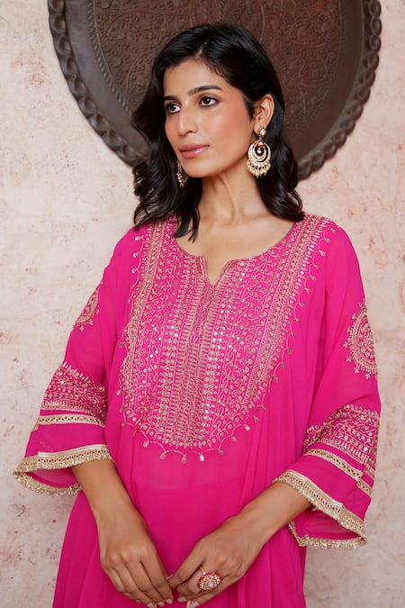 Nazar By Indu Pink Crepe Split V-neck Zari Embroidered Cape And Draped Palazzo Set Online at Aza Fashions Nazar By Indu_Pink Crepe Split V-neck Zari Embroidered Cape And Draped Palazzo Set _Online_at_Aza_Fashions