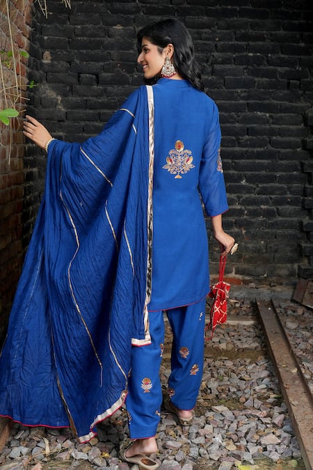 Nazar By Indu Embroidered Yoke Motif Kurta Salwar Set