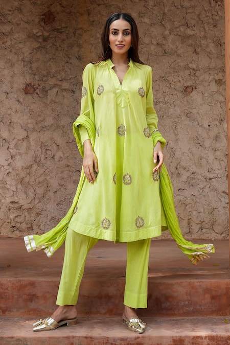 Nazar By Indu Embroidered Motif Kurta Set