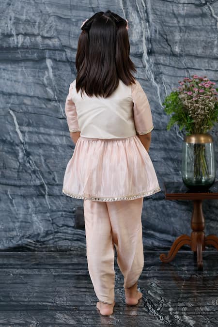 Shop MI Dulce AN'YA Off White Tissue, Silk Mirrors, Embroidery, Gota Patti, Jacket And Kurta Set at Aza Fashions Shop_MI Dulce AN'YA_Off White Tissue, Silk Mirrors, Embroidery, Gota Patti, Jacket And Kurta Set _at_Aza_Fashions