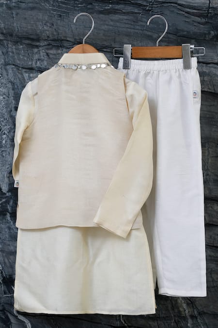 Shop MI Dulce AN'YA Cream Tissue, Silk Mirrors, Embroidery Bundi And Kurta Set at Aza Fashions Shop_MI Dulce AN'YA_Cream Tissue, Silk Mirrors, Embroidery Bundi And Kurta Set _at_Aza_Fashions