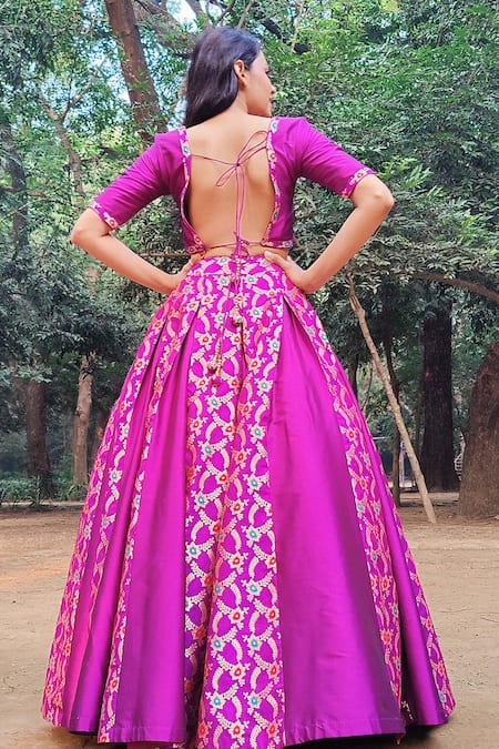 Shop Amaltas Couture Purple Silk, Brocade Embroidery, Zari V-neck Banarasi Lehenga Set Online at Aza Fashions Shop_Amaltas Couture_Purple Silk, Brocade Embroidery, Zari V-neck Banarasi Lehenga Set _Online_at_Aza_Fashions