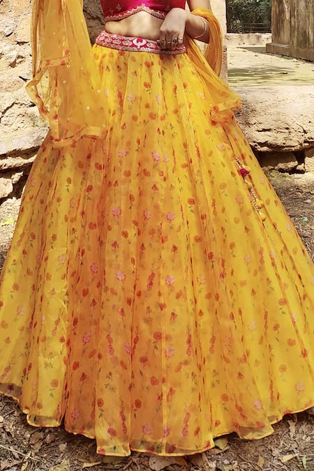 Buy_Amaltas Couture_Yellow Organza, Silk Zari, Sequins, Embroidery Sweetheart Weaving Lehenga Set _Online_at_Aza_Fashions