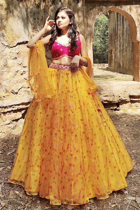 Buy_Amaltas Couture_Yellow Organza, Silk Zari, Sequins, Embroidery Sweetheart Weaving Lehenga Set 