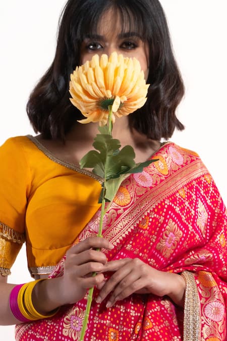 Amaltas Couture_Pink Georgette Gota Patti, Zari, Embroidery V-neck Bandhej Saree With Blouse _Online_at_Aza_Fashions