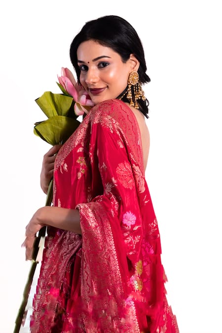Amaltas Couture Fuchsia Doriya, Silk Zari, Embroidery Banarasi Meenakari Saree With Blouse Online at Aza Fashions Amaltas Couture_Fuchsia Doriya, Silk Zari, Embroidery Banarasi Meenakari Saree With Blouse _Online_at_Aza_Fashions