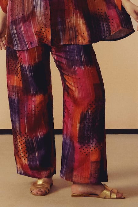 Kavya Singh Kundu_Purple Silk Embroidery Collared, V-neck Sam Block Print Shirt And Pant Set _Online_at_Aza_Fashions