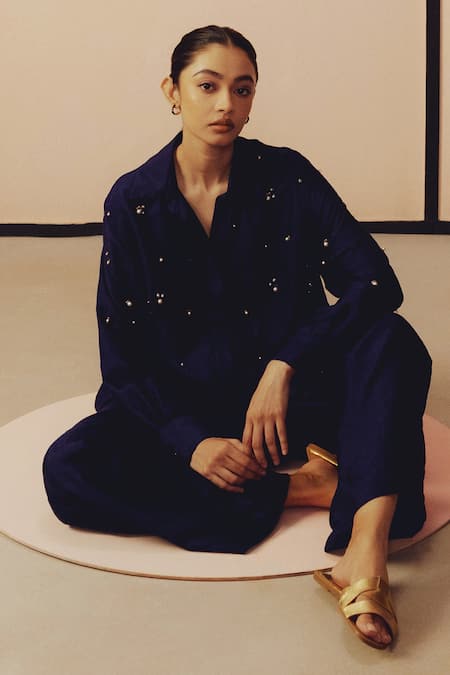 Buy_Kavya Singh Kundu_Purple Silk Embroidery Collared, V-neck Tim Set Hand Shirt With Pant _Online_at_Aza_Fashions