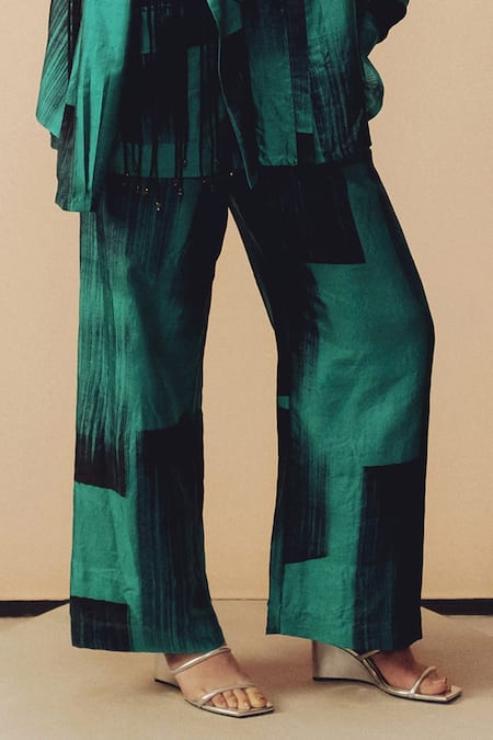 Buy_Kavya Singh Kundu_Teal Silk Embroidery Collared, V-neck Benji Block Printed Shirt And Pant Set _Online_at_Aza_Fashions