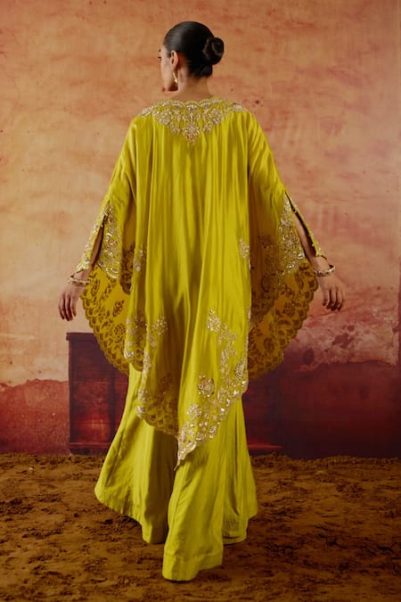 Shop Vinita Bhansali Green Silk V-, Round Maryam Embroidered Cape Sharara Set at Aza Fashions Shop_Vinita Bhansali_Green Silk V-, Round Maryam Embroidered Cape Sharara Set _at_Aza_Fashions