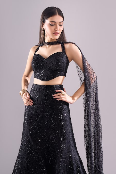 Samyukta Singhania Black Net Sequins, Embroidery Sweetheart Neck, Geometric Hand Lehenga Set at Aza Fashions Samyukta Singhania_Black Net Sequins, Embroidery Sweetheart Neck, Geometric Hand Lehenga Set _at_Aza_Fashions