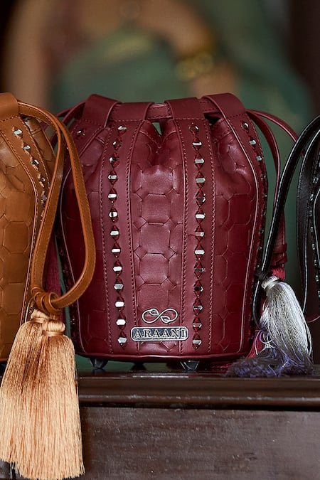 Araani Design Sheesham Textured & Hand Embroidered Potli 