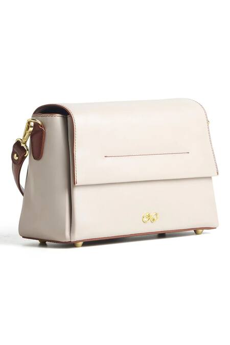 Araani Design Beige The Time Traveller Bag Online at Aza Fashions Araani Design_Beige The Time Traveller Bag _Online_at_Aza_Fashions