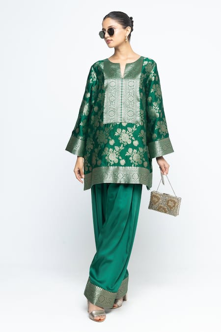 SOBARIKO_Green Silk Zari, Embroidery Split Gul Floral Brocade Kurta With Farshi Salwar _Online_at_Aza_Fashions