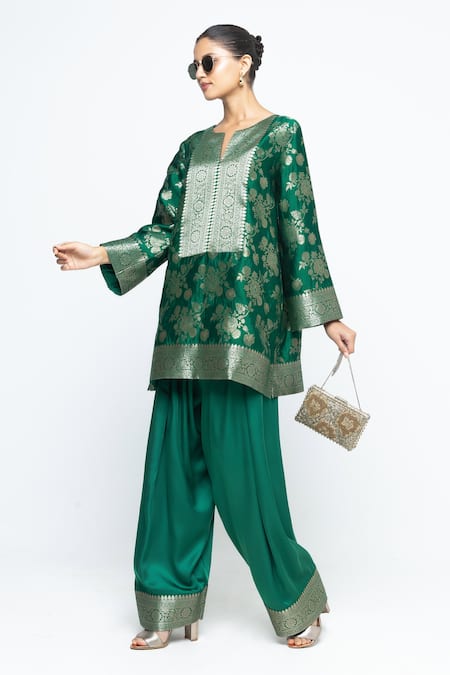 Buy_SOBARIKO_Green Silk Zari, Embroidery Split Gul Floral Brocade Kurta With Farshi Salwar _Online_at_Aza_Fashions