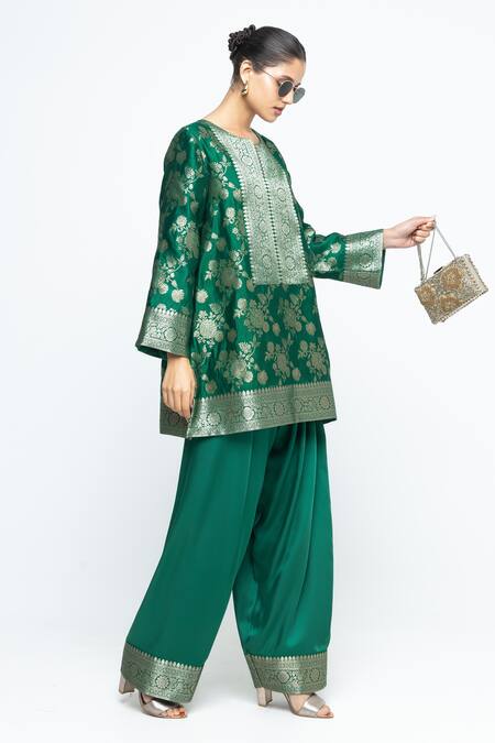 Shop_SOBARIKO_Green Silk Zari, Embroidery Split Gul Floral Brocade Kurta With Farshi Salwar 